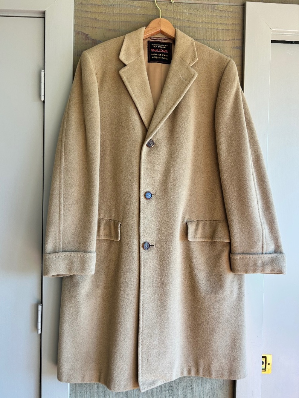 100% Cashmere Men’s Vintage Overcoat